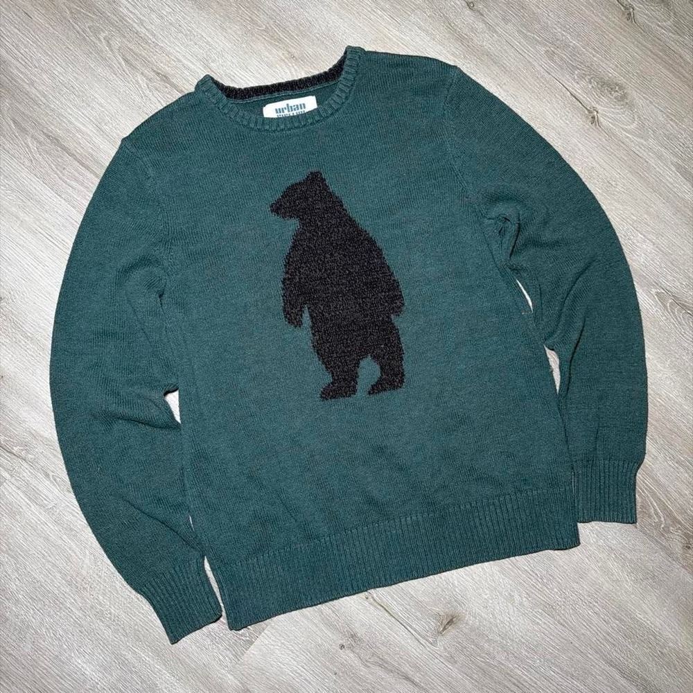 Urban Pipeline 2000's  green sweater with black bear graphic